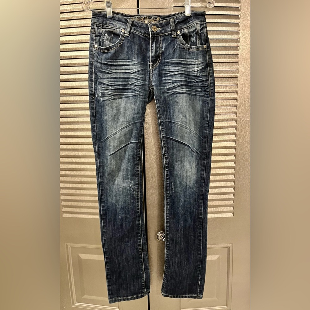 NV Skinny Distressed Jeans